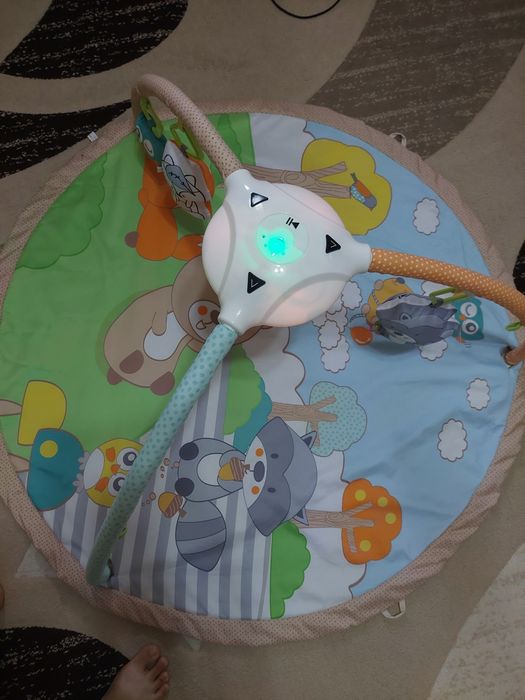 Saltea activitati cu sunete si lumini