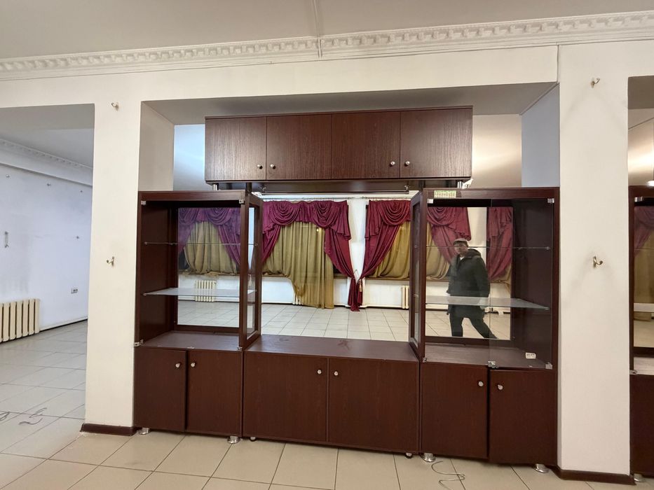 Продам шкаф для офиса