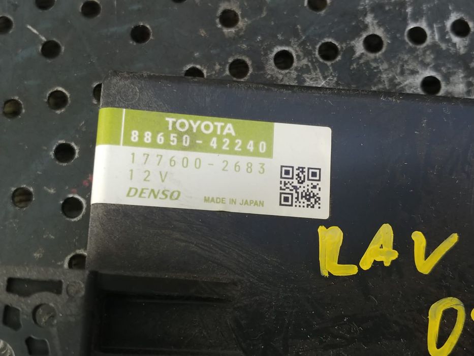 Modul amplificator clima toyota rav-4 3 2008 88650-42240 177600-2683