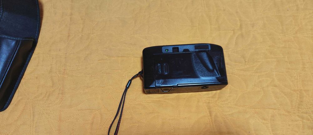 Фотоапарат с лента Skina