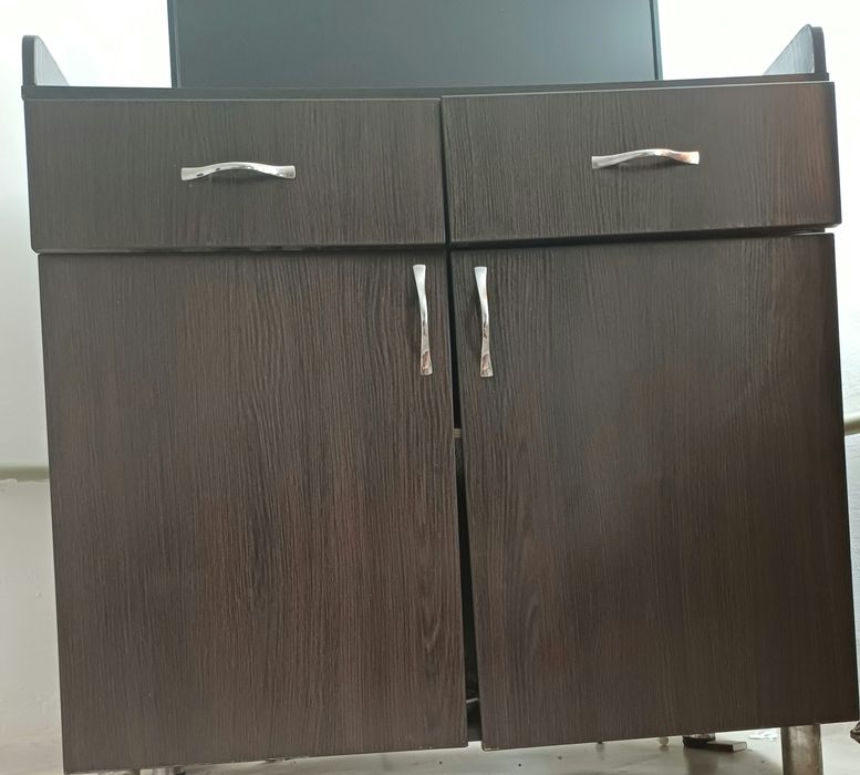 Продается тумбочка