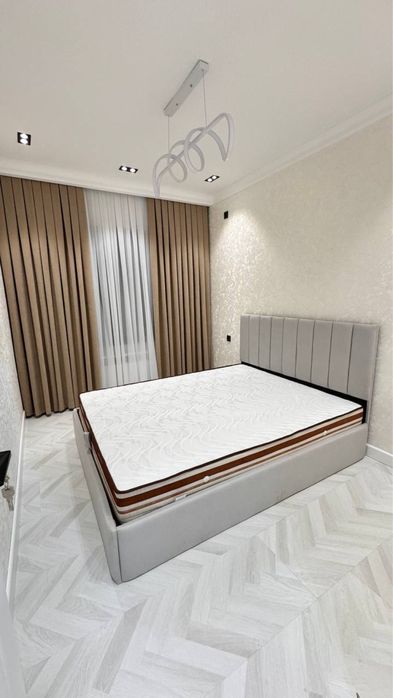 Новые качественные двуспальные кровати по низкой цене