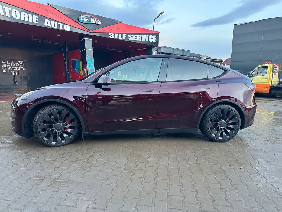 Tesla Model Y Performance