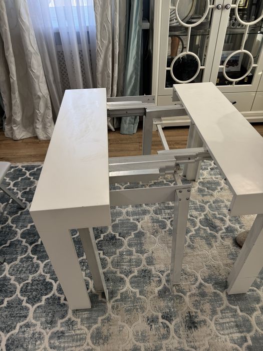 Продам раздвижной стол белый