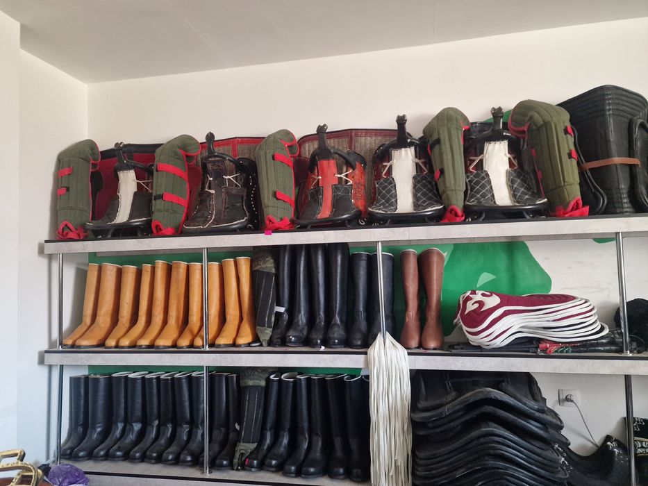 Седло в ташкент есть всё асортимент для лошада