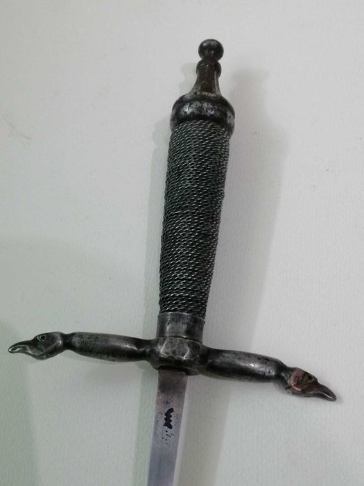 Stiletto vintage italian din Lombardia