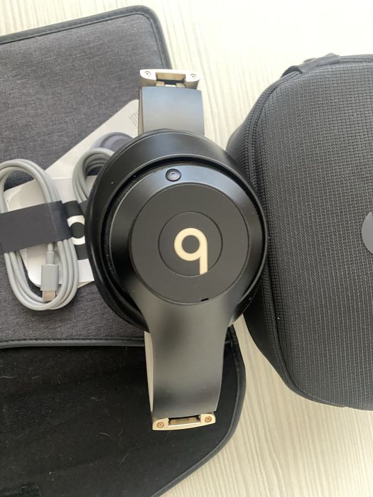 Casti Beats Studio Pro