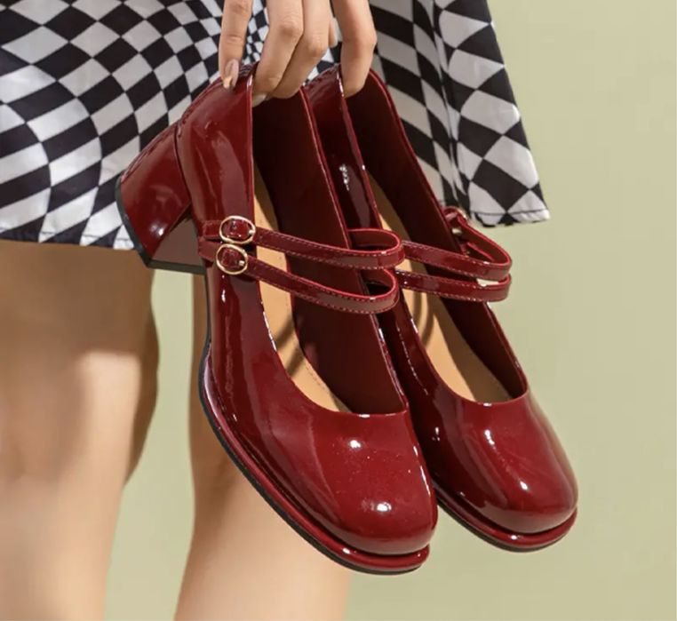 Продам туфли мэри джейн