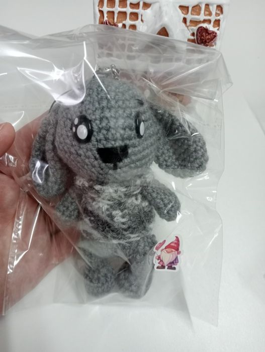 Вязаные игрушки -брелки,ручная работа