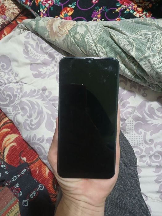 Samsung tel sotiladi yoki obmen ham bor