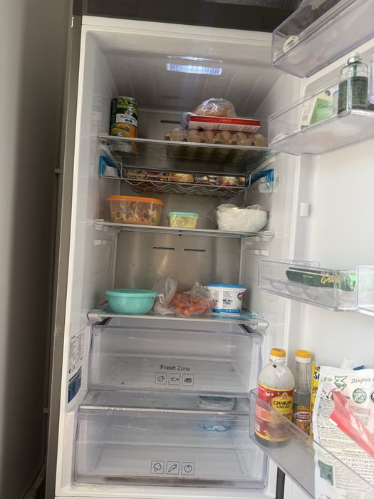 Прдам бу холодильник Samsung