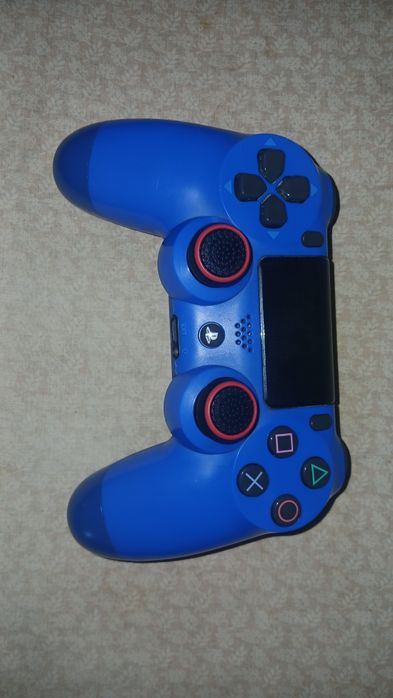 Продам Игровое Джостик Dualshock4