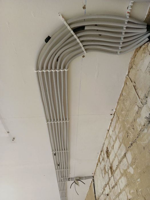 Eliktrik 220/380 24/7