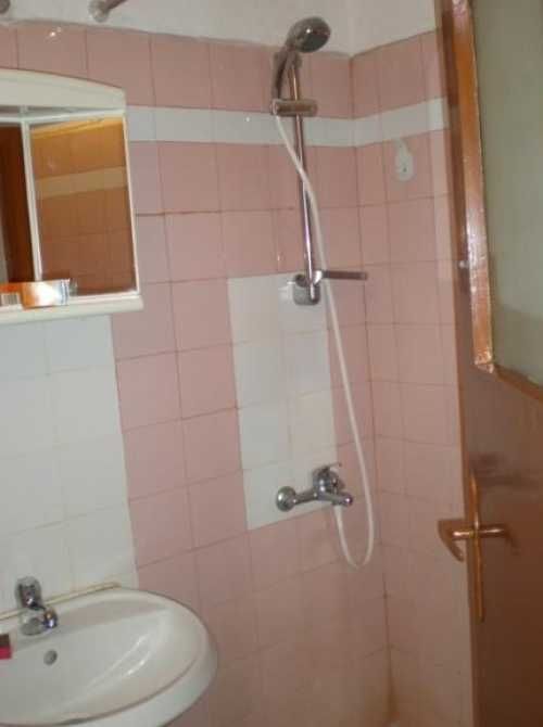 Двустаен апартамент в Бъкстон