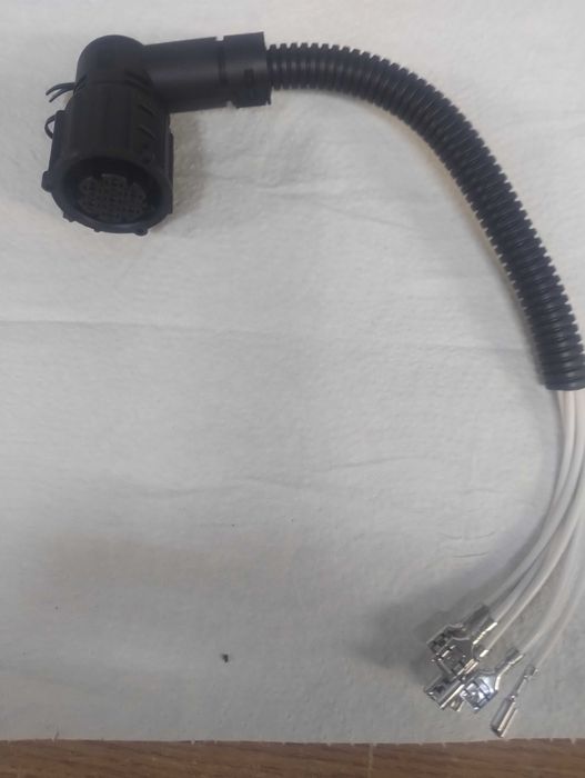 Lampa stop universala.  CA 059