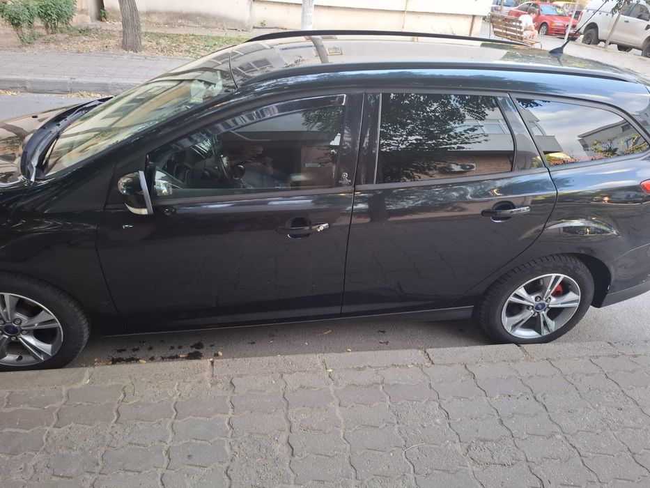 FORD Focus 0 — imagine 5