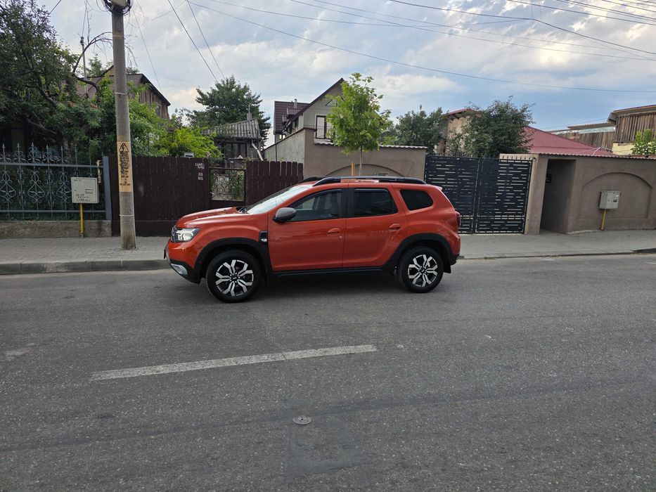Duster 4x4, Variante