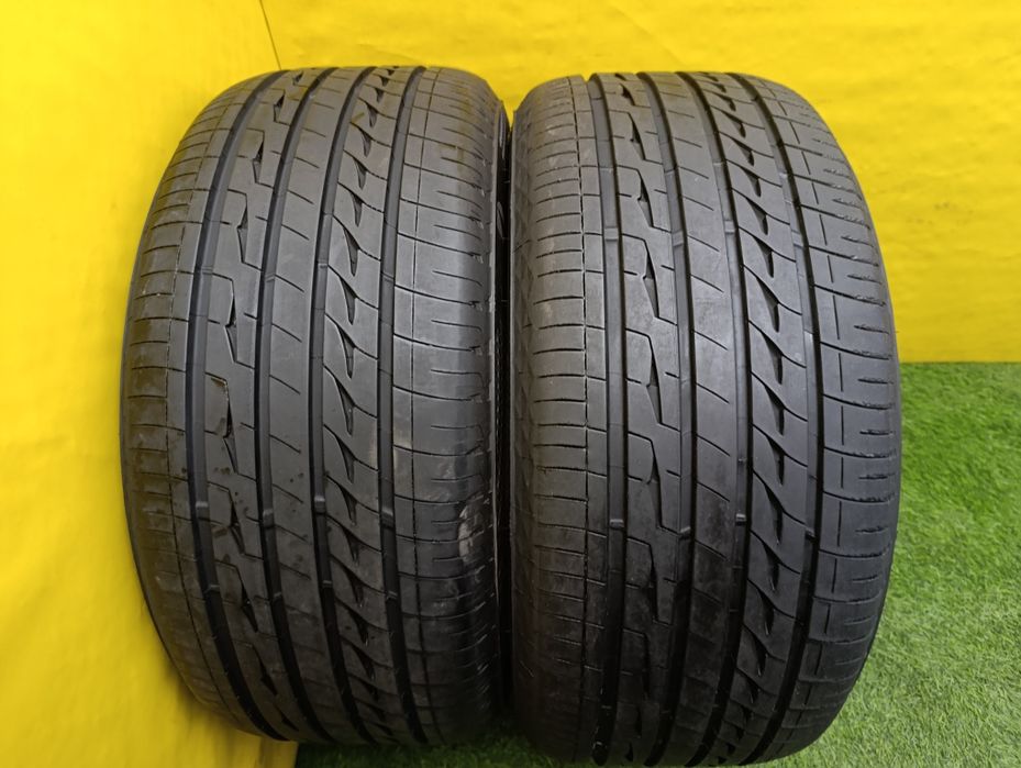 Шины 255 45 R18 Bridgestone 2шт