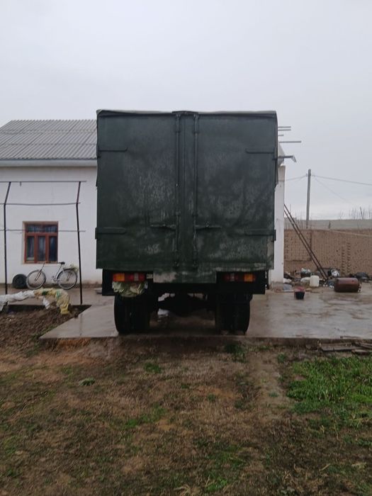 ZIL 138A Tentli furgon