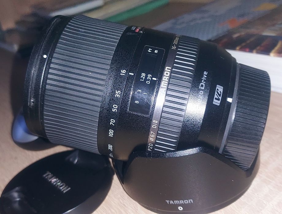 Obiectiv nikon dx 16 85mm af-s g vr ed