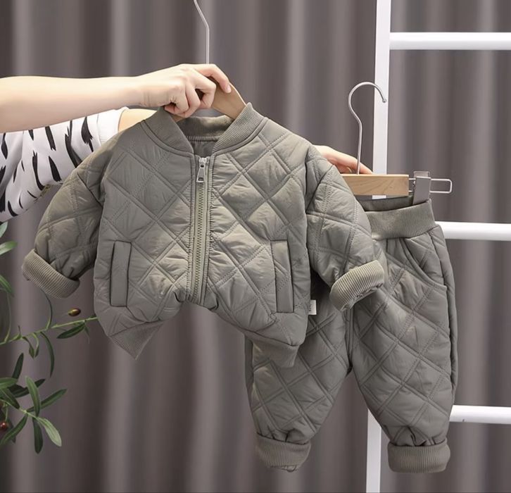 Продам куртка с штанами