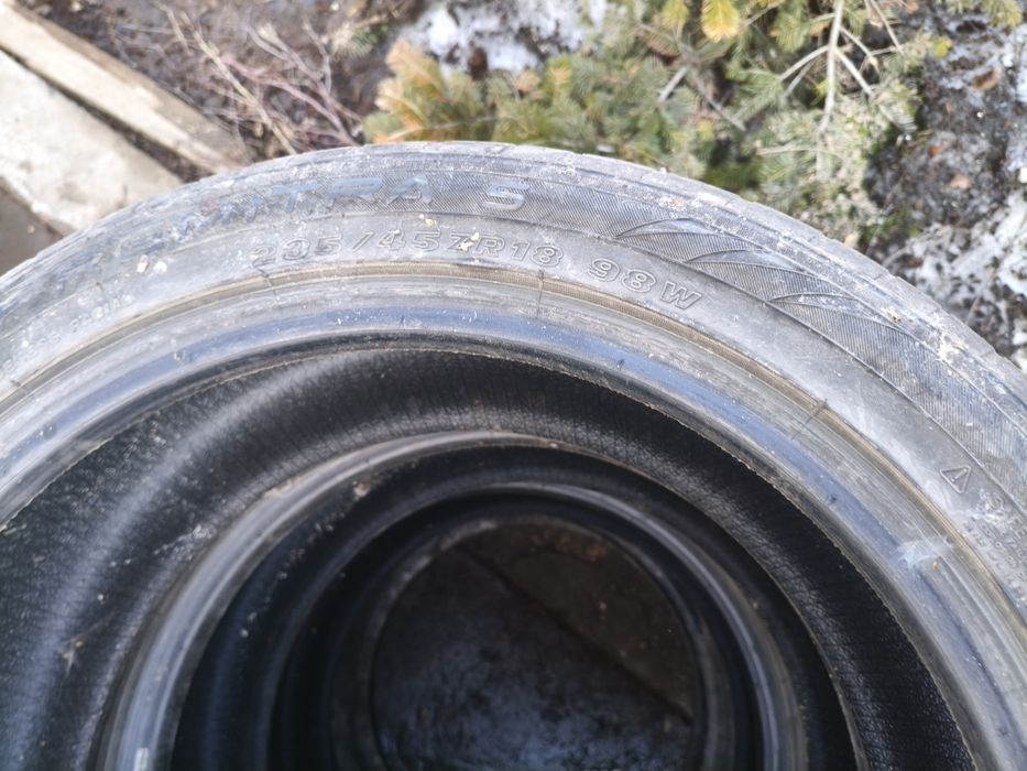 Шины 18 б/у состояние очень даже хорошое