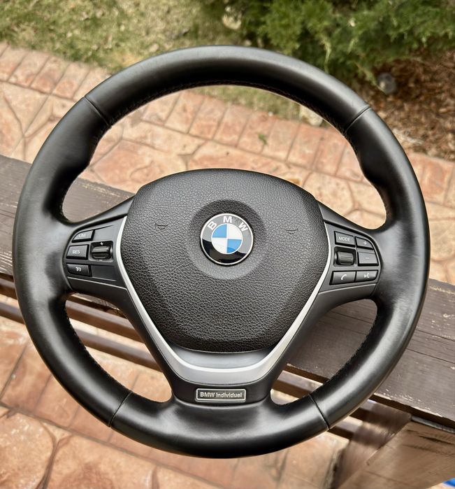 Vand/schimb volan sport bmw F10/F11/F30/F32/F36