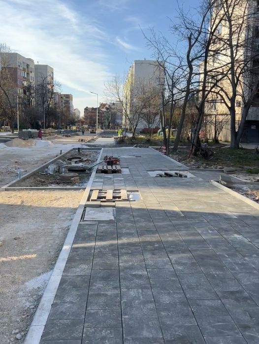 Редене на тротоарна Плоча