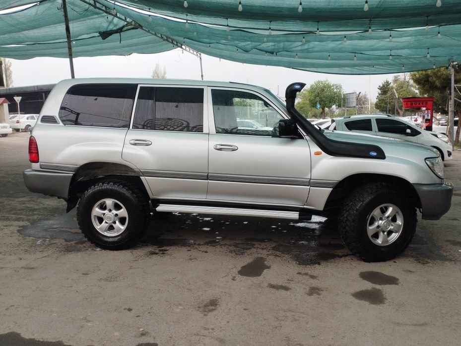 Tayota lancuzr 105 sotilad
