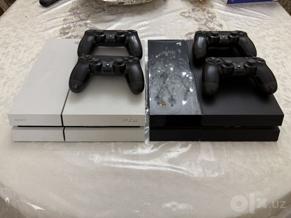 Playstation 4 holati yangi 2ta srochna sotiladi