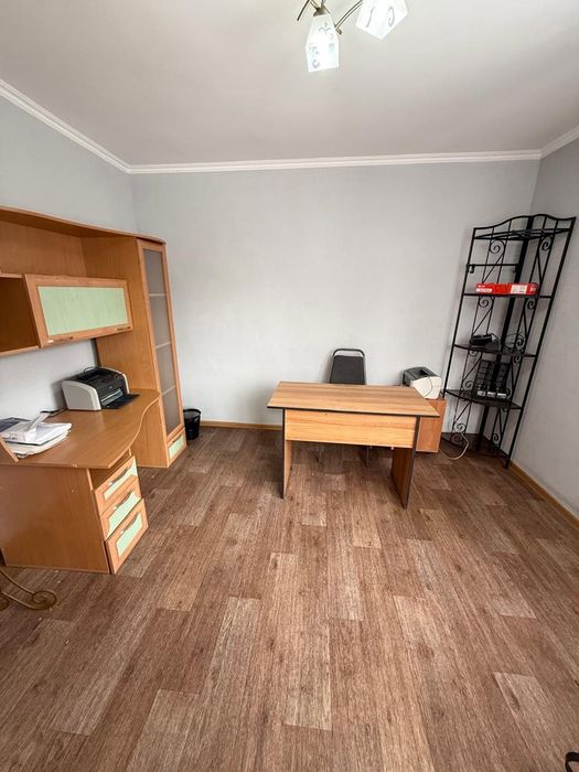 Отдельно стоящее здание р-н Пристани