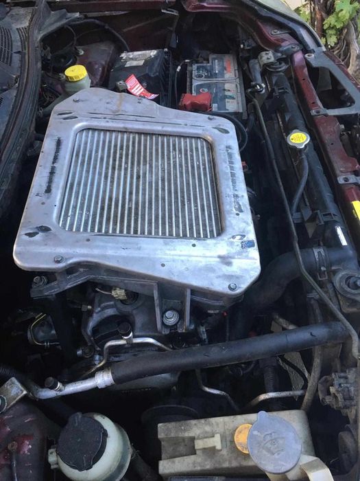 Vând nisan x trailar