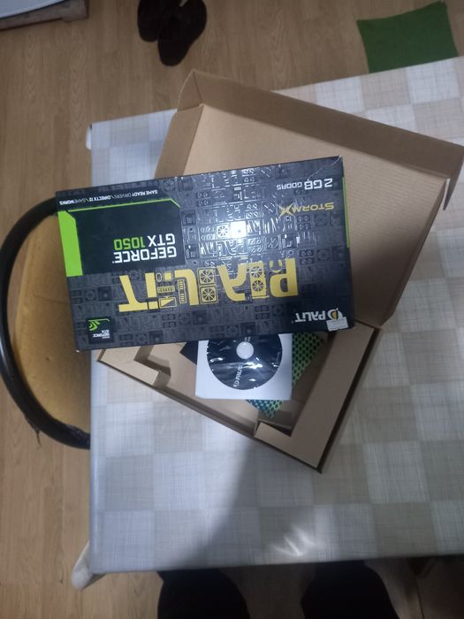 Видеокарта GTX 1050 2 гб