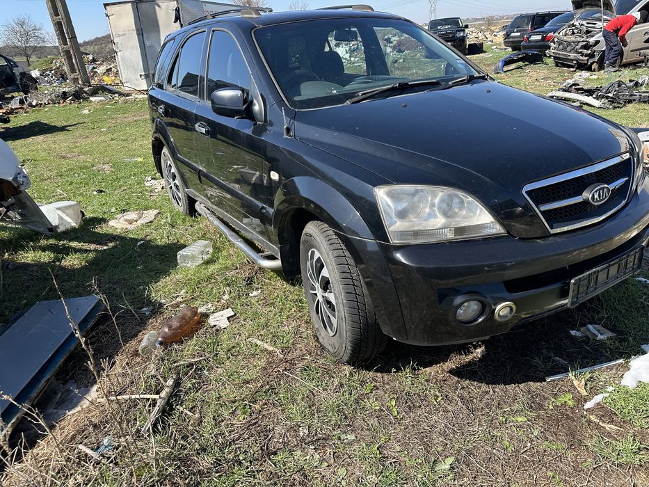 Dezmembrez Kia Sorento 2004