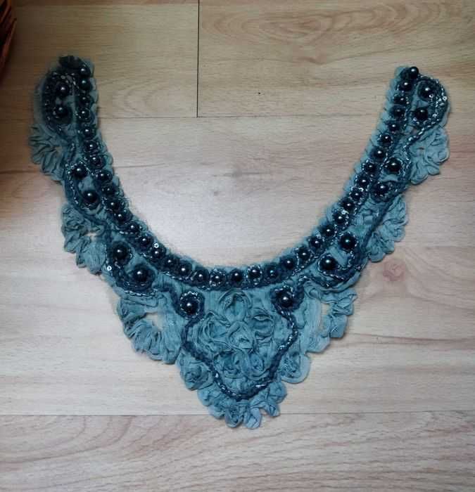 2 два броя нашивки и колие за пришиване