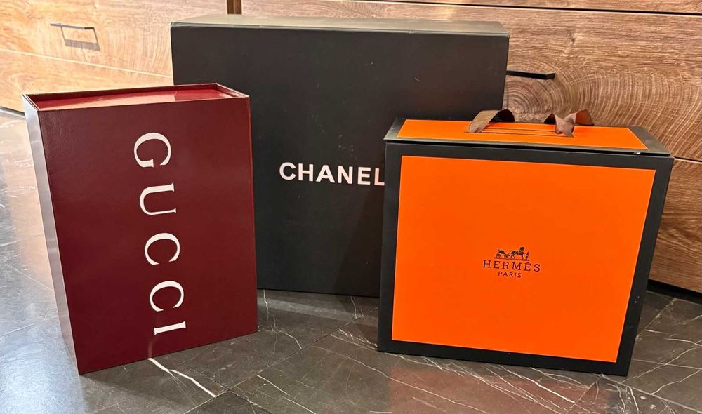 Подаръчни кутии и торбички Louis Vuitton Кутия