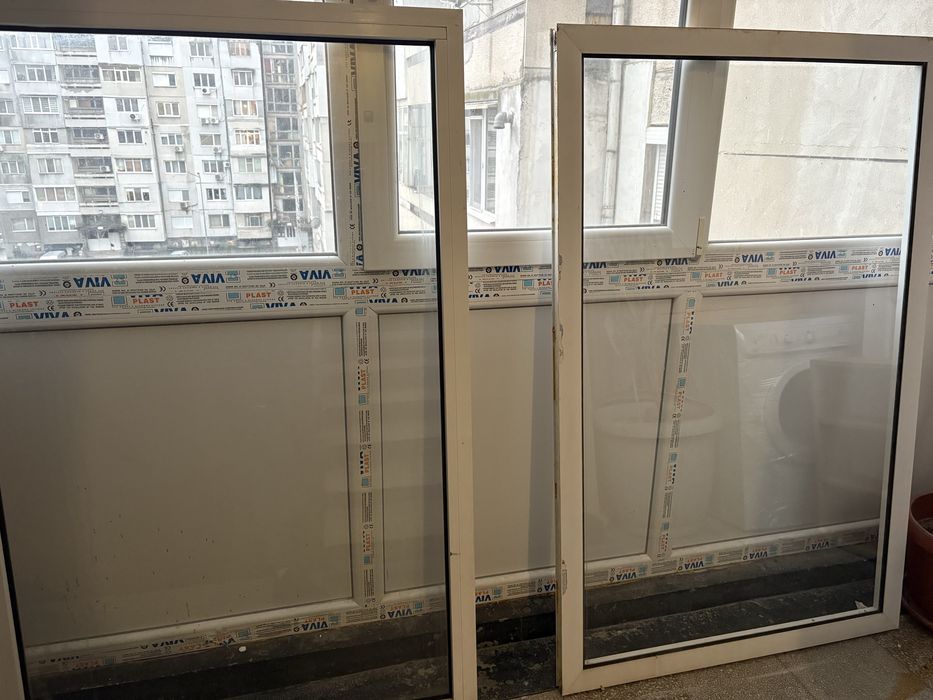 PVC дограма – 2 бр. прозорци (запазени)