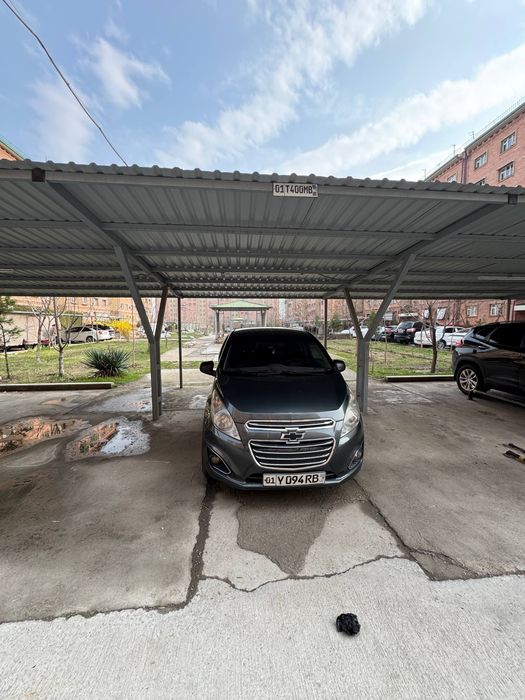 Yangihayot tumanida 3 xonalik dom sotiladi