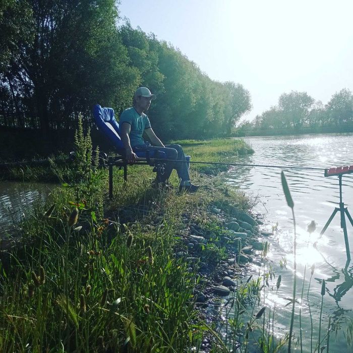 4 Гектарли балиқ хавзаси сотилади 20 000 та балиғи билан.