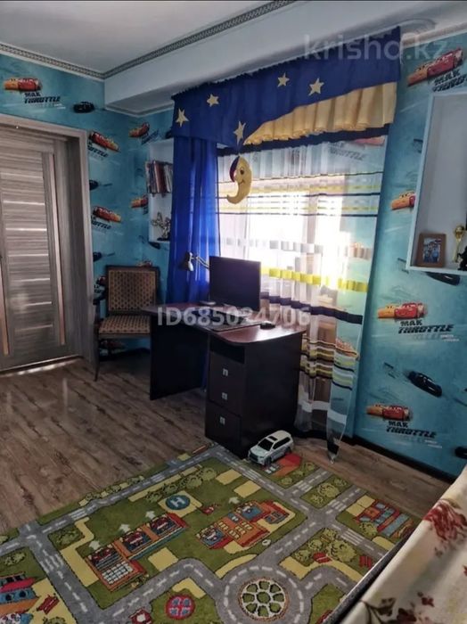 Продам дом. В отличном районе