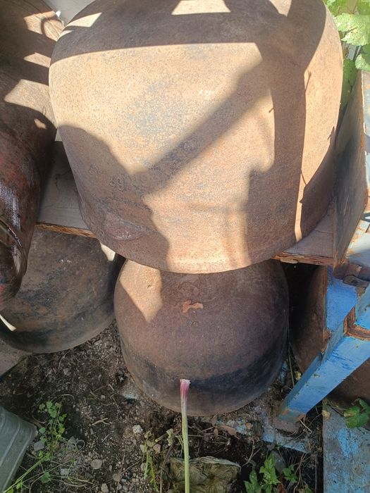 Казан чугунный на 50л