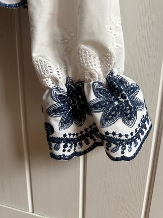 Бяла риза с бродерия Shein