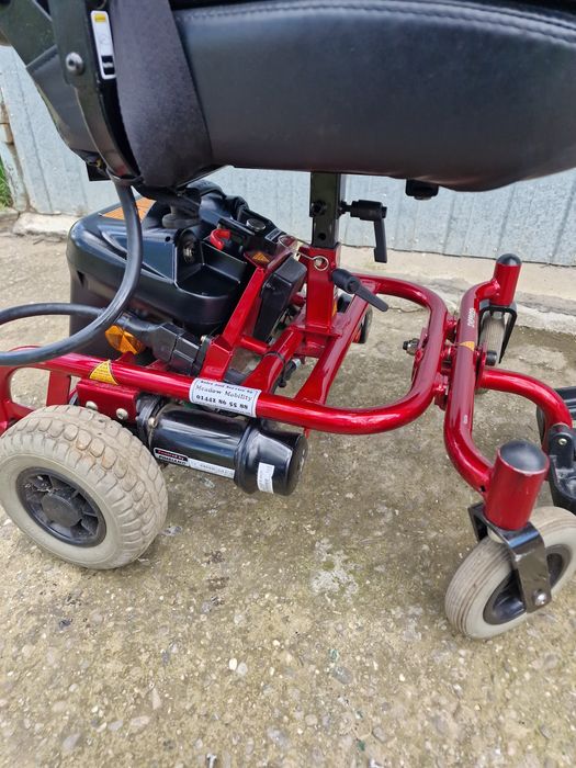 Carut electric Shoprider persoane handicap dizabilitati
