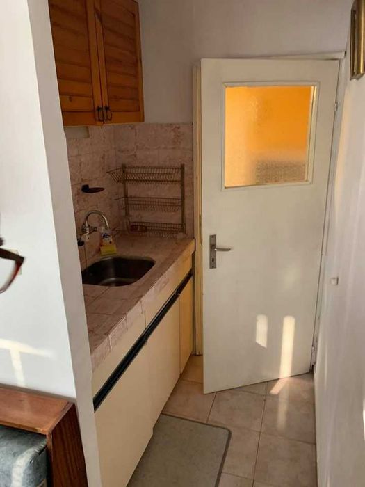 Дава се под наем Едностаен апартамент в Бургас, Лазур - 45 кв.м за 225 € - Снимка #1