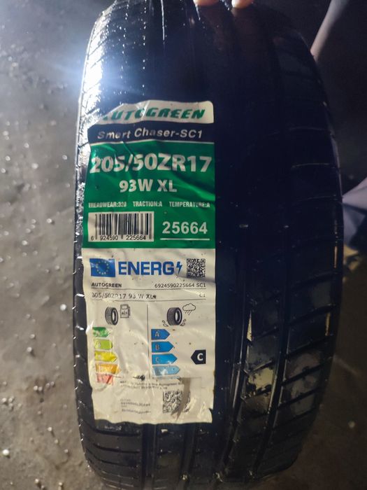 Шыны продам новый