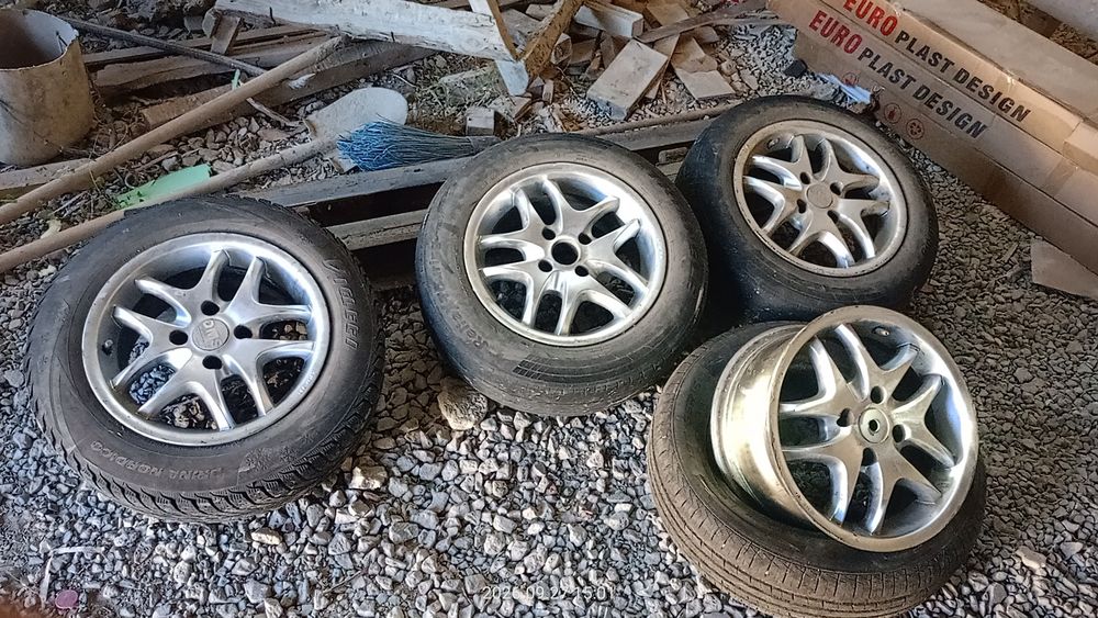 Продам 4 титановых диски на ауди 80 н