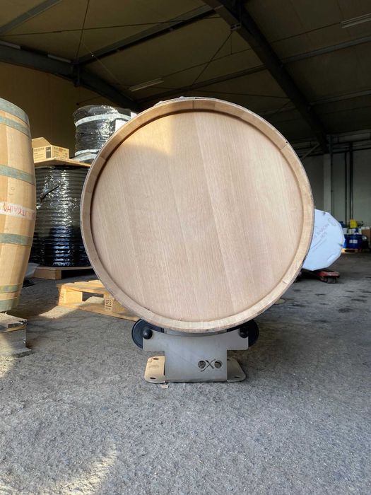 Стойка за бъчва с ротация