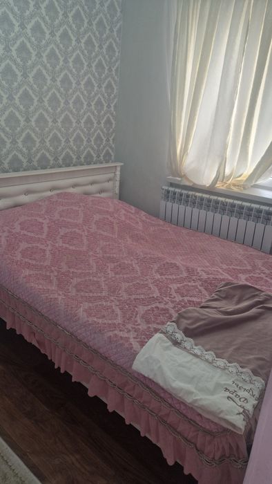 Шифоньер и кровать