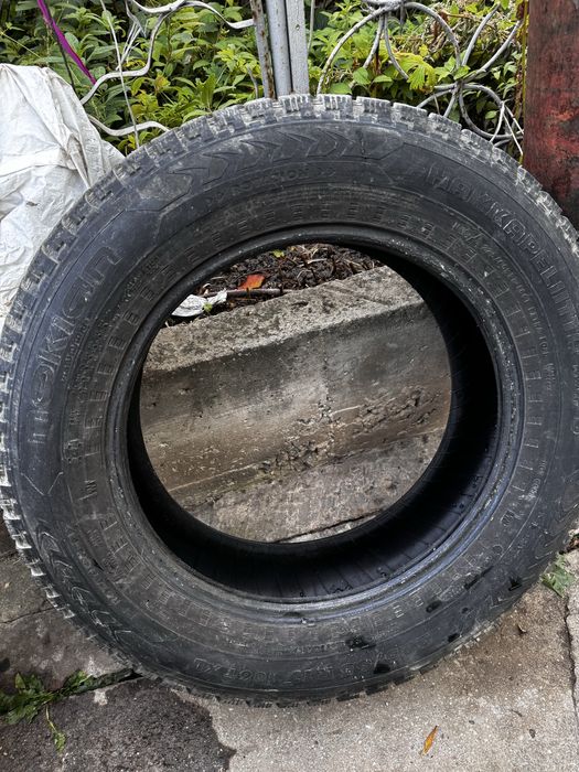 продается зимняя резина нокиан