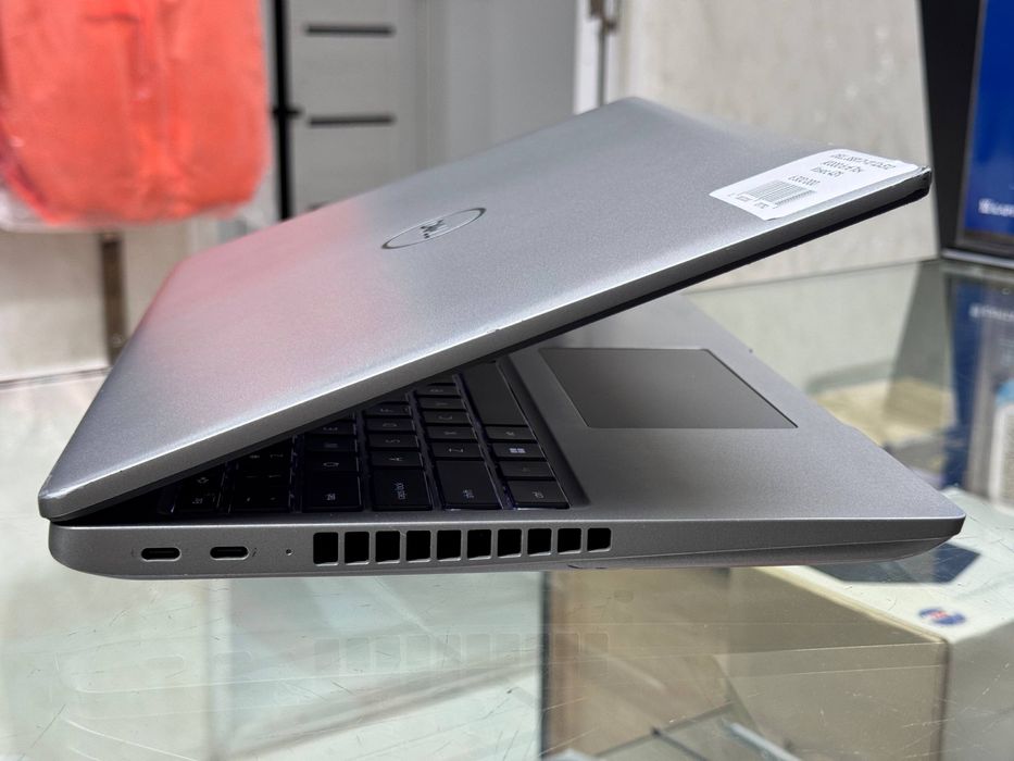 DELL Precision 3581 - Core i7-13800H_А1000_6гб